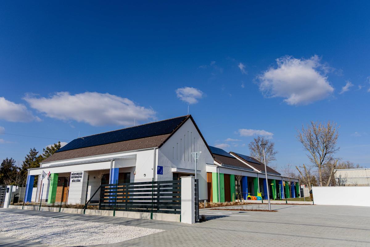 A Dunavarsányi Mózeskosár Református Bölcsőde távlati képe.